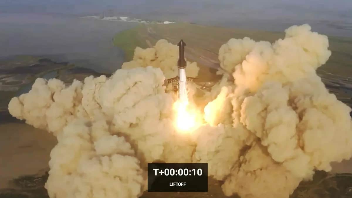 Запуск Starship со стартовой площадки SpaceX в Бока-Чика, штат Техас, США, 20 апреля 2023 года. Фото: EPA-EFE / SPACEX HANDOUT HANDOUT EDITORIAL USE ONLY