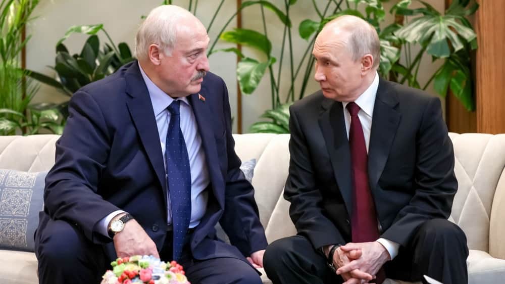 Лукашенко направился в Россию на встречу с Путиным