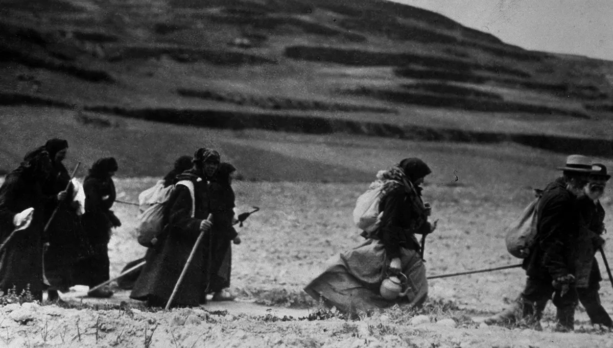 Еврейские беженцы направляются в Палестину, примерно 1920 год. Фото: General Photographic Agency / Getty Images