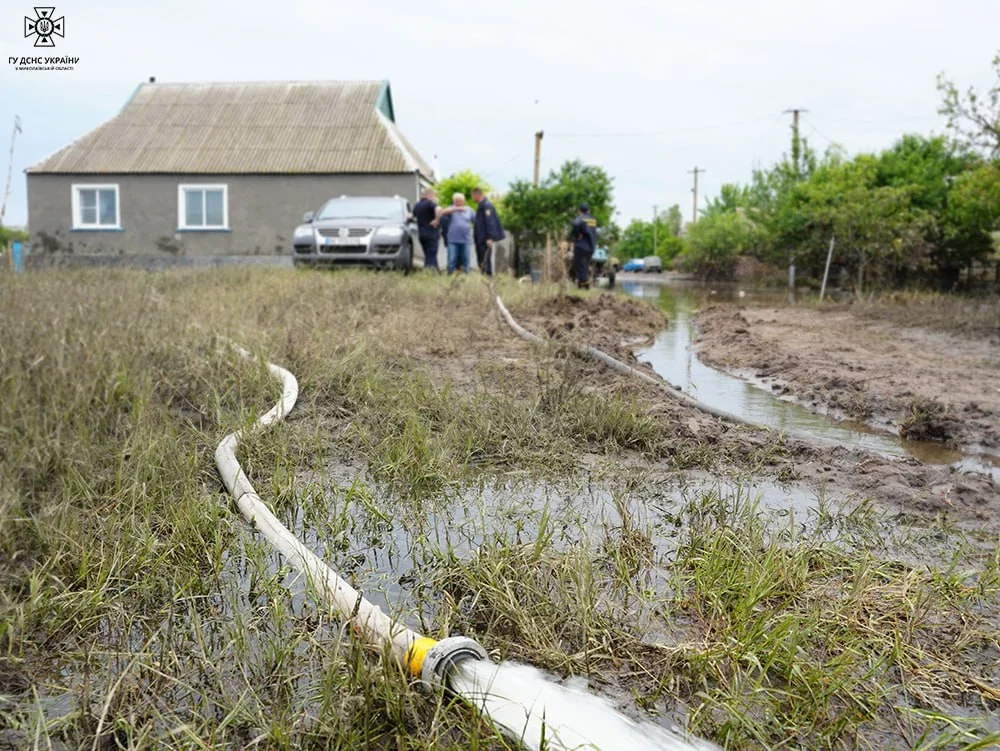 Aftermath of the floods following the Kakhovka dam collapse. Photo: Ukraine’s emergency service