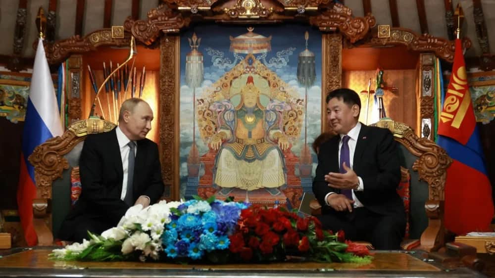 Vladimir Putin meets with Mongolian President Ukhnaagiin Khurelsukh during his visit to Ulaanbaatar, Mongolia on Tuesday. Photo: EPA-EFE/VYACHESLAV PROKOFIEV / SPUTNIK / KREMLIN POOL / POOL