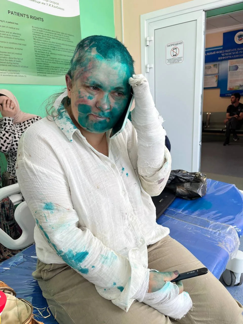 Elena Milashina at the hospital. Photo: Crew Against Torture