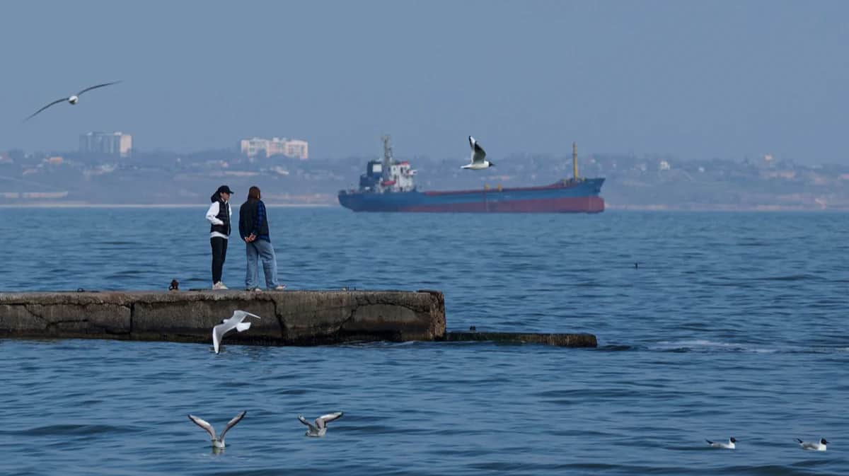 Вид с пляжа Ланжерон в Одессе, Украина, 26 марта 2025 года. Фото: Evgeniy Maloletka / AP Photo / Scanpix / LETA