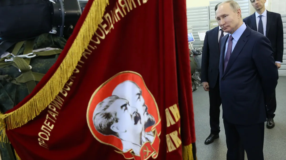 Путин слабее Ленина