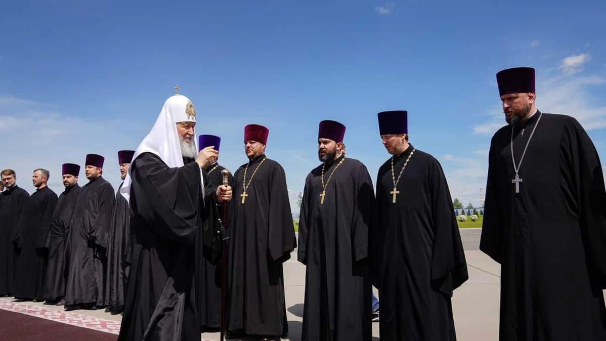 Patriarch Kirill (center). Photo: Oleg Varov / patriarchia.ru