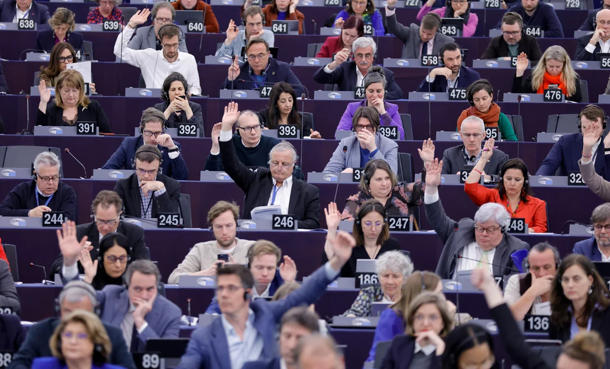Члены Европейского парламента во время голосования, Страсбург, Франция, 23 апреля 2024 года. Фото: Ronald Wittek / EPA-EFE