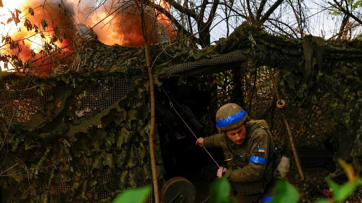 A Ukrainian soldier fights Russian troops in the Kharkiv region, 21 May 2024. Photo: Valentin Ogirenko / Reuters / Scanpix / LETA
