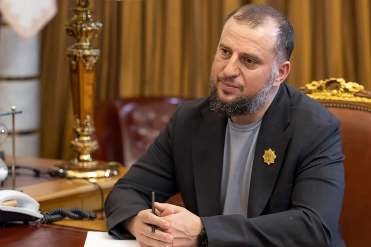 Заместитель командующего 2-м армейским корпусом УНМ ЛНР Апты Алаудинов. Фото: <a data-sk="tooltip_parent" data-stringify-link="http://chechnya.gov.ru" href="http://chechnya.gov.ru/" rel="noopener noreferrer" target="_blank">chechnya.gov.ru</a>