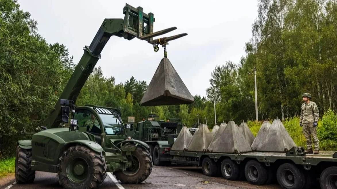 Anti-tank fortifications at the Lithuanian border. Photo: Lithuanian army