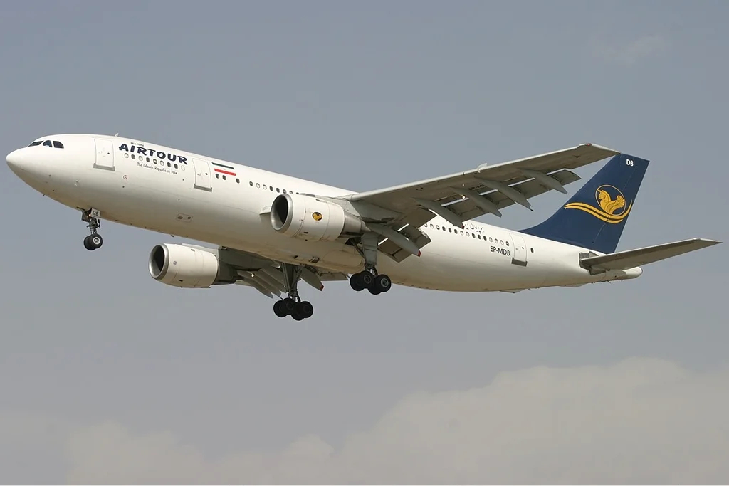 Фото: <a href="https://commons.wikimedia.org/w/index.php?curid=17443820">Wikimedia Commons</a>, <a href="http://www.airliners.net/photo/Iran-AirTour/Airbus-A300B4-203/1405499/L/">Shahram Sharifi</a>, GFDL 1.2