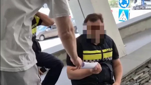 Застрявшие в буферной зоне Грузии украинцы передали таможенной службе заявление о начале голодовки