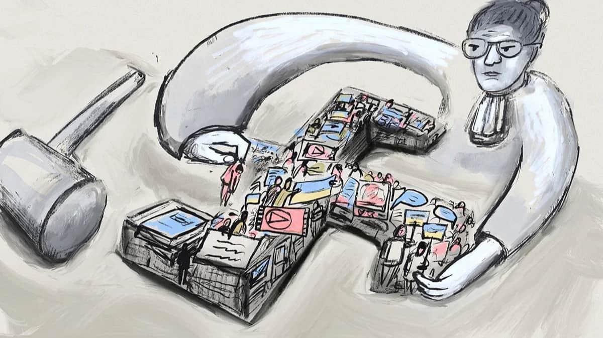 «Допустил критику СССР»