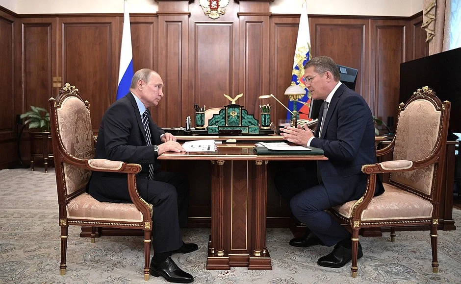Радий Хабиров и Владимир Путин. Фото: <a href="https://commons.wikimedia.org/w/index.php?curid=102254447">Wikimedia Commons</a>, CC BY 4.0