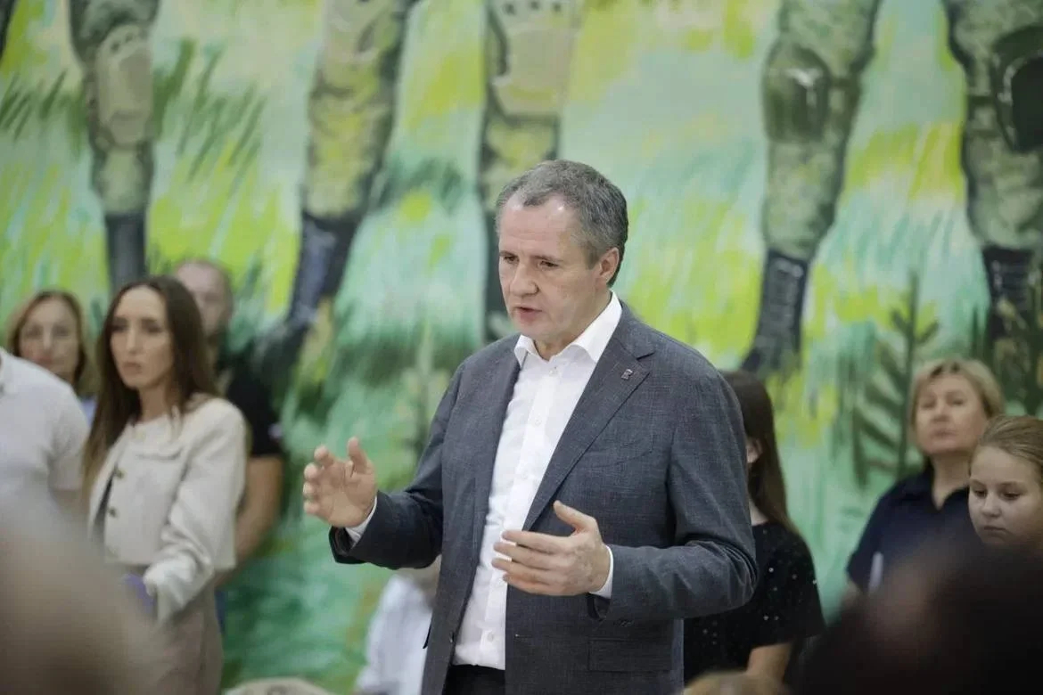 Belgorod Governor Vyacheslav Gladkov meets with evacuees at a temporary shelter in the Belgorod region city of Stary Sokol, 14 August 2024. Photo: Vyacheslav Gladkov / <a href="https://t.me/vvgladkov/9092">Telegram</a>