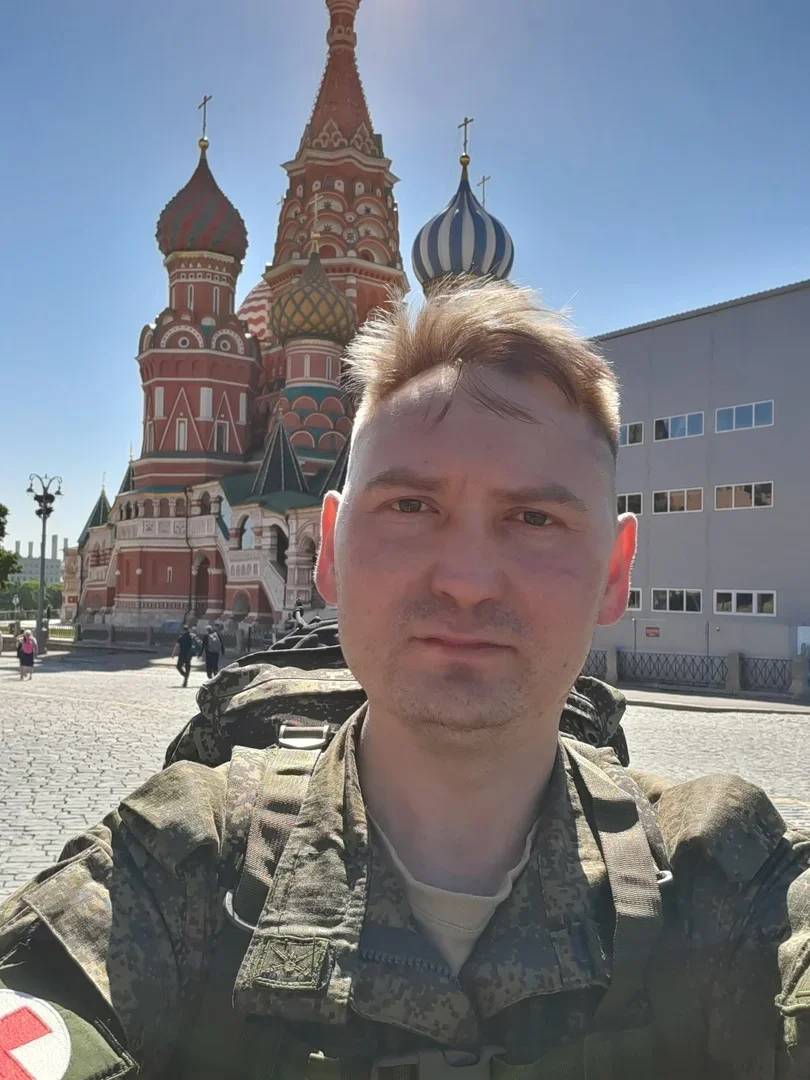 Alexei Astashov in uniform on Red Square. Photo from personal archive