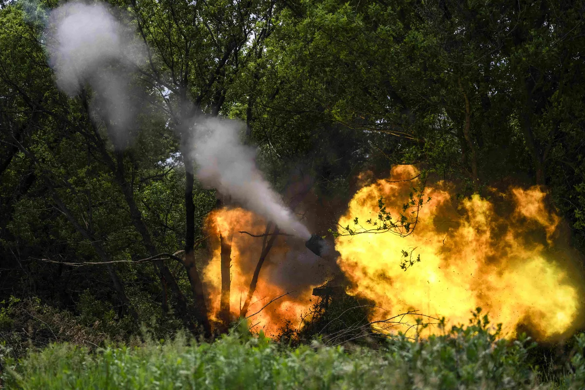 Артиллерия ВСУ под Бахмутом. Фото: Muhammed Enes Yildirim / Anadolu Agency / Getty Images)