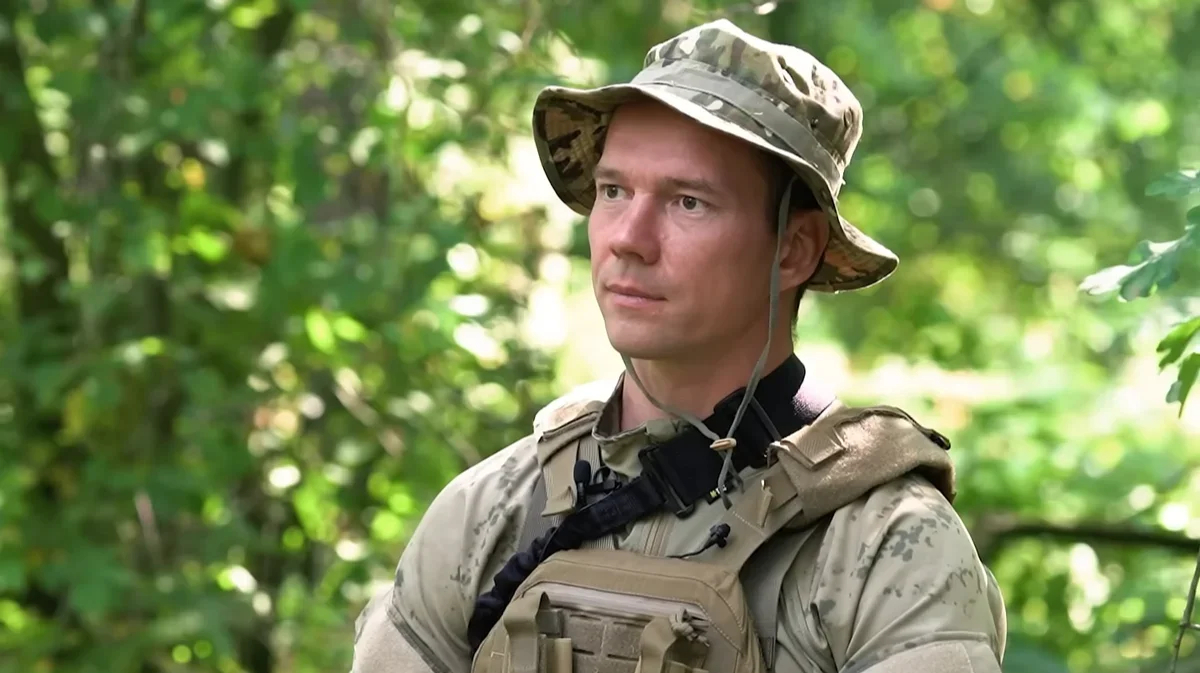 Ildar Dadin in Ukraine, 2023. Photo: Mediazona / YouTube