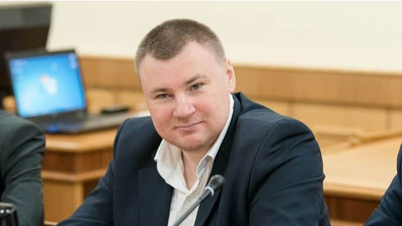 В Кирове задержали юриста и блогера Антона Долгих