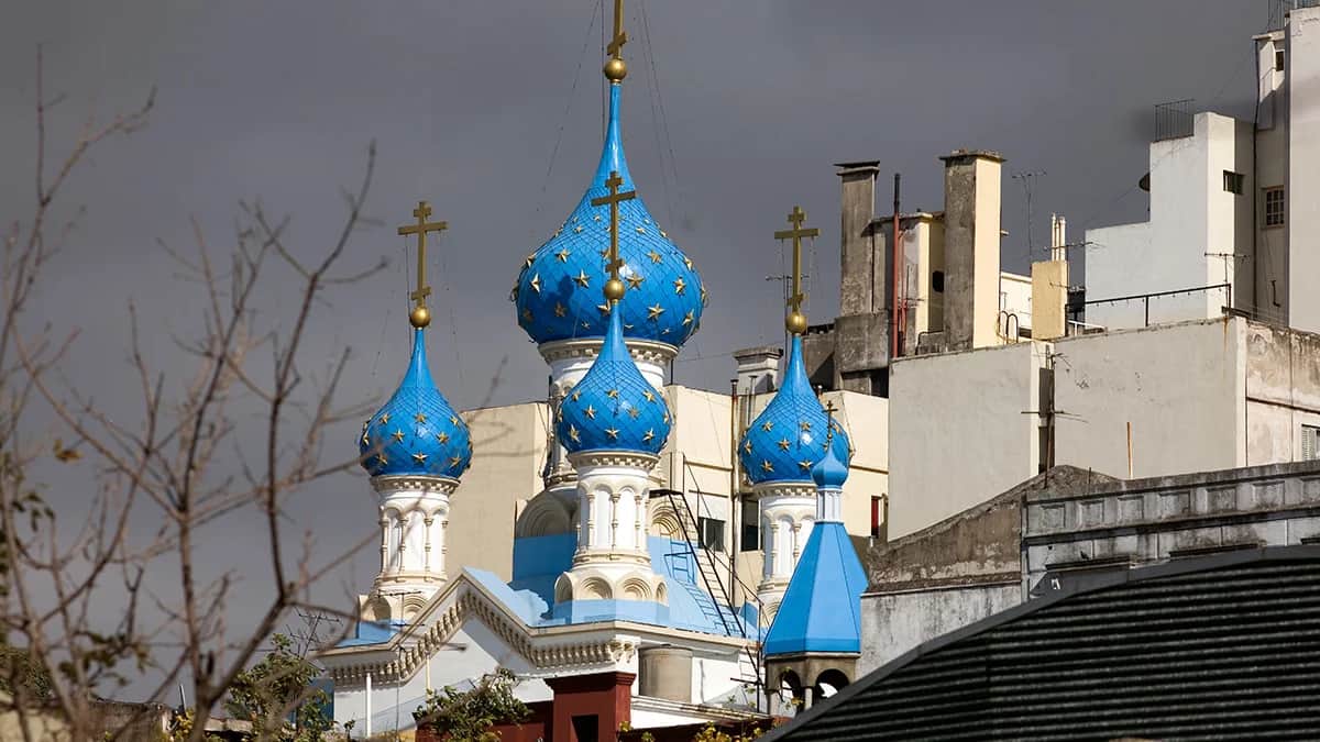 Купола Троицкого собора в Буэнос-Айресе.<br>
Фото: Ricardo Ceppi / Getty Images