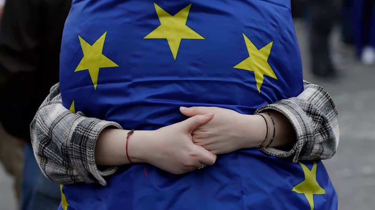 Photo: Robert Ghement / EPA