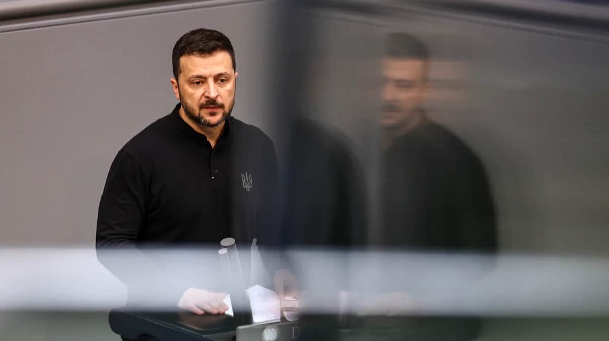Владимир Зеленский выступает в немецком парламенте в Берлине, 11 июня 2024 года. Фото: Filip Singer / EPA-EFE