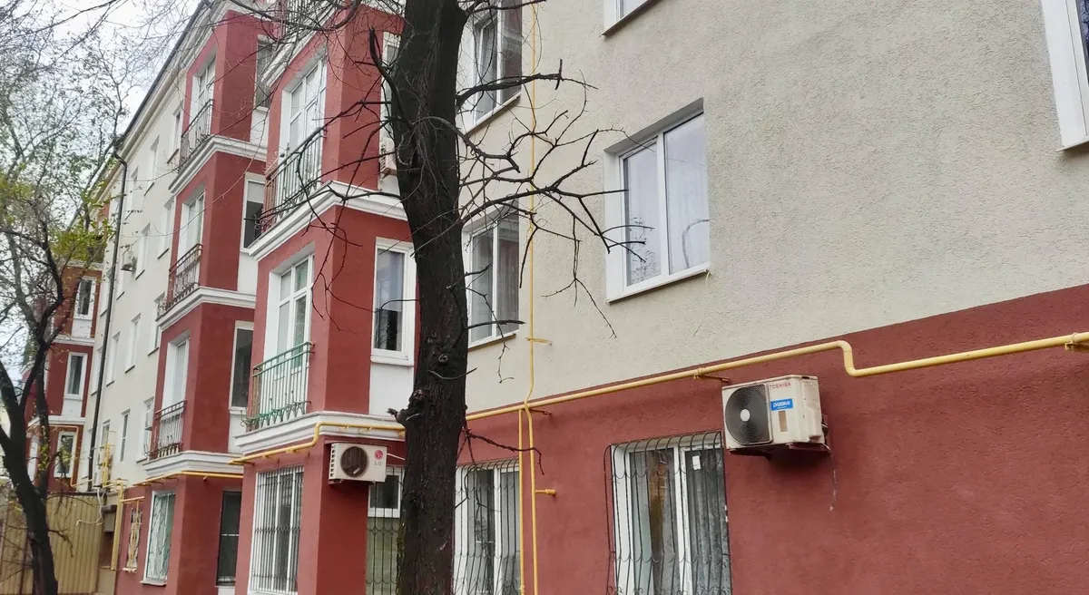 Дом в Мариуполе, восстановленный строителями из Московской области. Фото: возродимдонбасс.рф