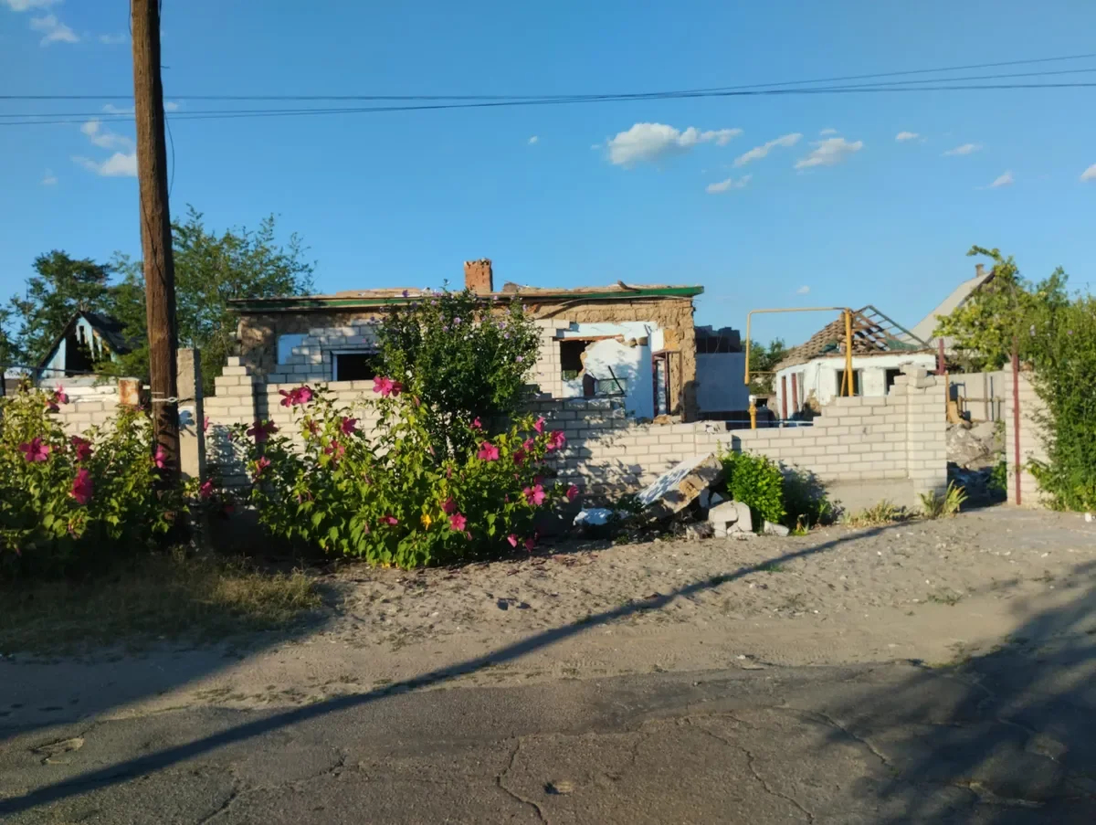 The house that suffered a missile strike. Photo by Elena Bondar