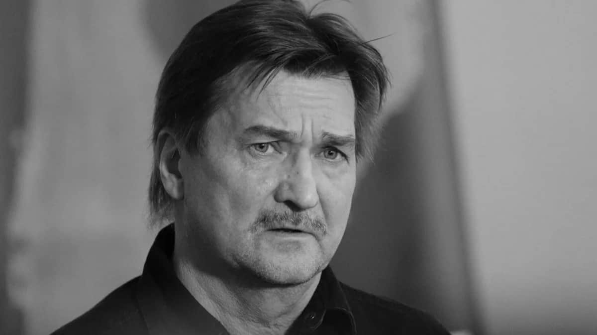 Юрий Бутусов перед премьерой спектакля «Р» на темы произведения Николая Гоголя «Ревизор» в театре «Сатирикон», Москва, 20 января 2022 года. Фото: Кирилл Зыков / АГН «Москва»