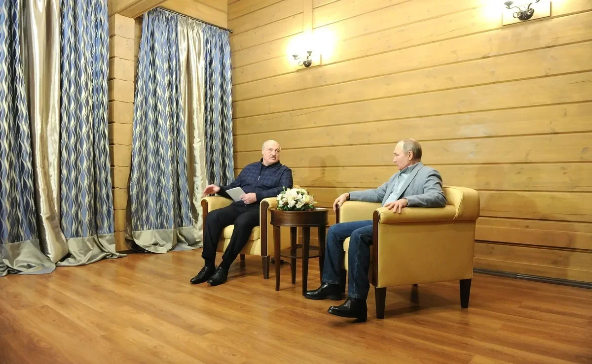 Alyaksandar Lukashenka and Vladimir Putin during a meeting in Sochi, 22 February 2021. Photo: Kremlin Press Office / Handout/Anadolu Agency / Getty Images