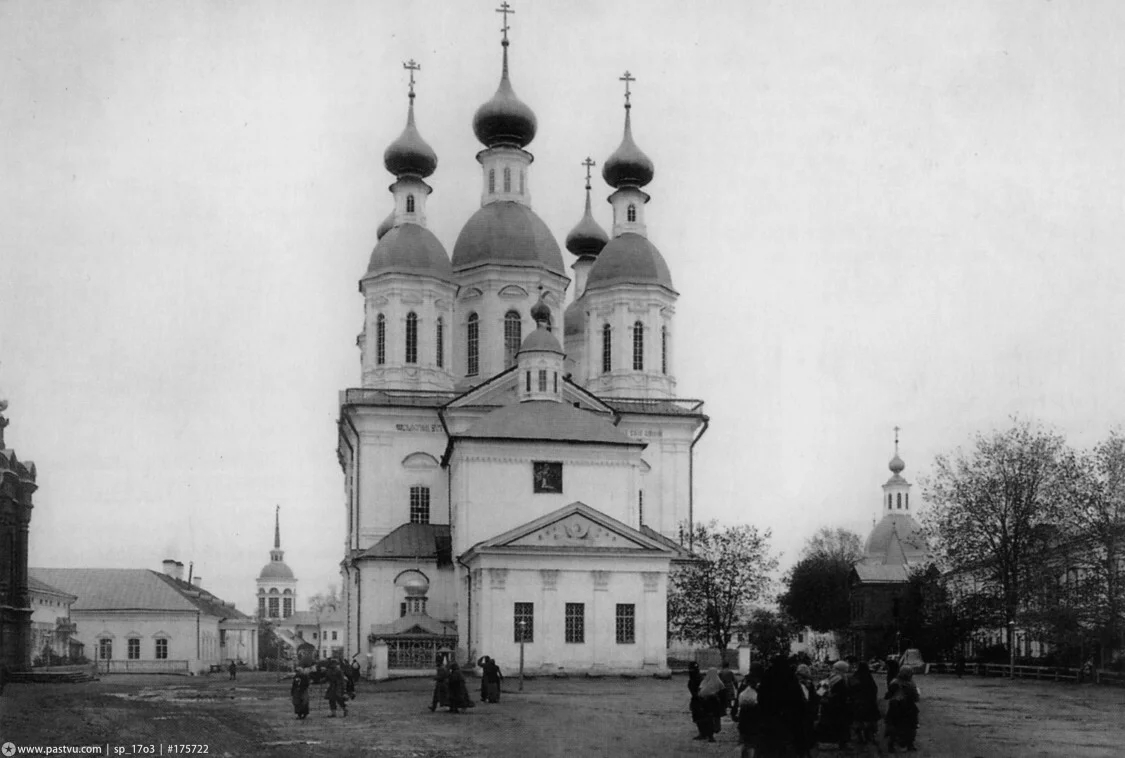 Успенский собор в Сарове, 1904 год. Фото: Максим Дмитриев / Pastvu