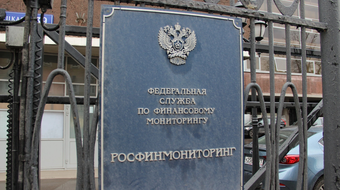 После начала войны в Украине подростков начали в восемь раз чаще включать в реестр экстремистов и террористов