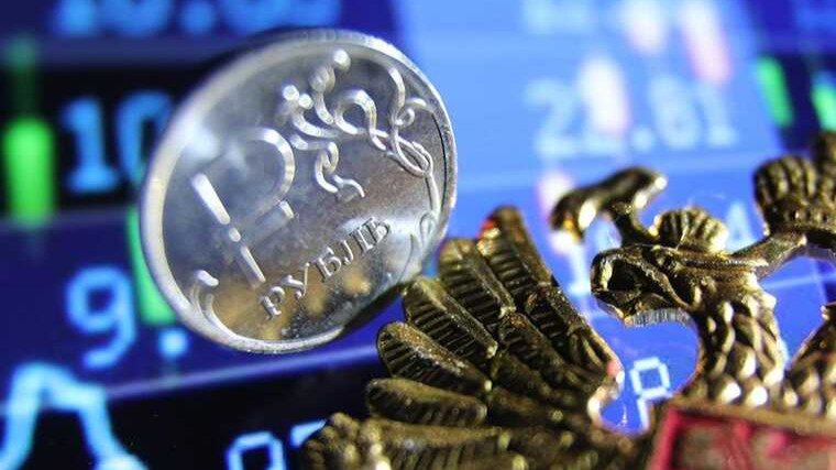 Пять новых цифр, подтверждающих замедление российской экономики и падение доходов граждан