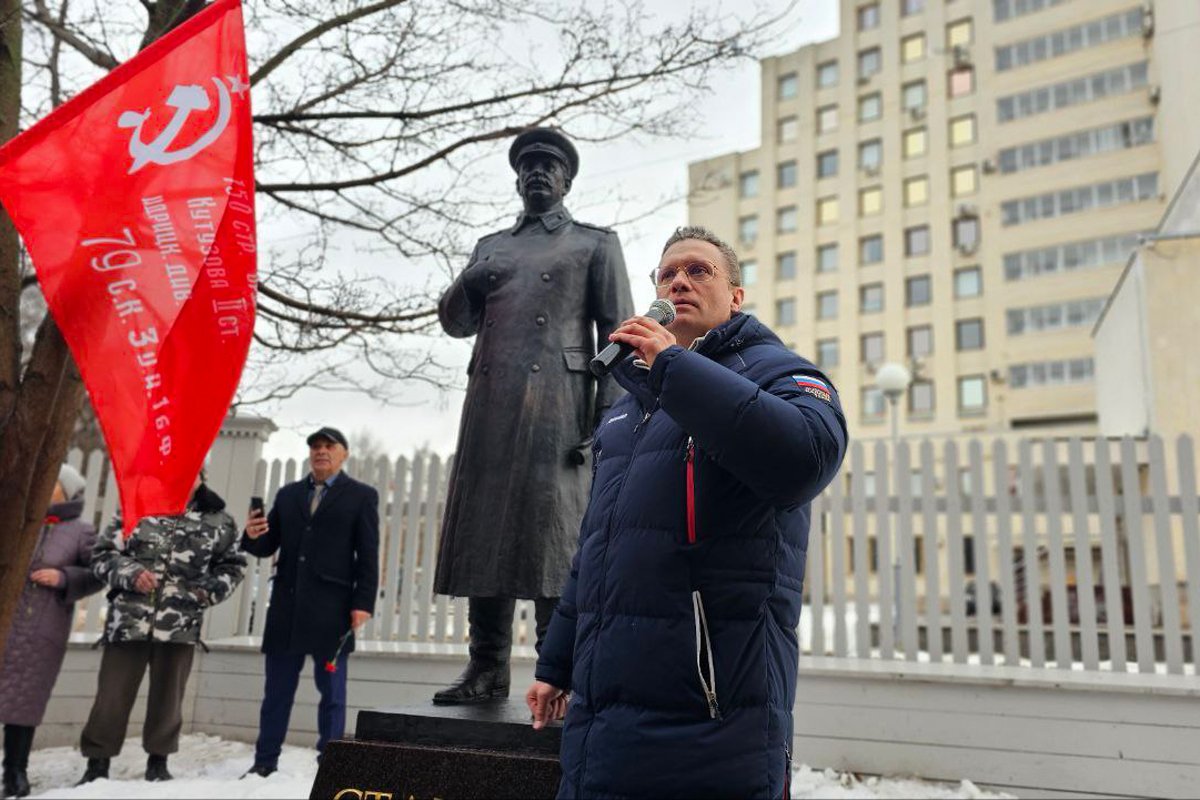 Георгий Филимонов на церемонии открытия памятника Сталину в Вологде, 21 декабря 2024 года. Фото:  телеграм-канал губернатора Вологодской области