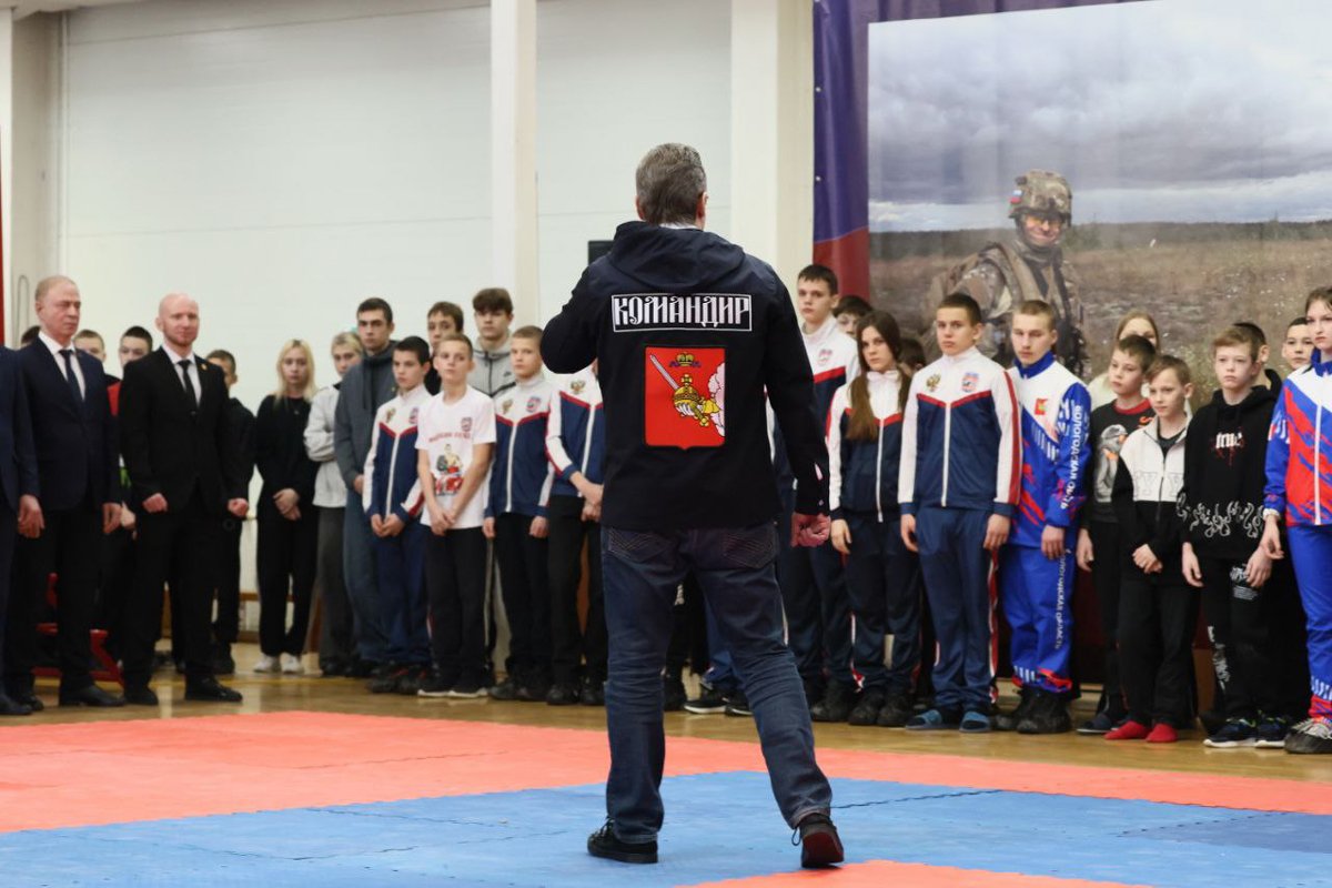 Георгий Филимонов на открытии чемпионата Северо-Западного федерального округа России по кикбоксингу, 1 марта 2025 года. Фото:  телеграм-канал губернатора Вологодской области