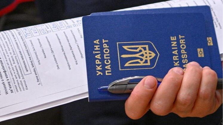 Россиян стали чаще судить за неуведомление о втором гражданстве и ПМЖ — «Медиазона»